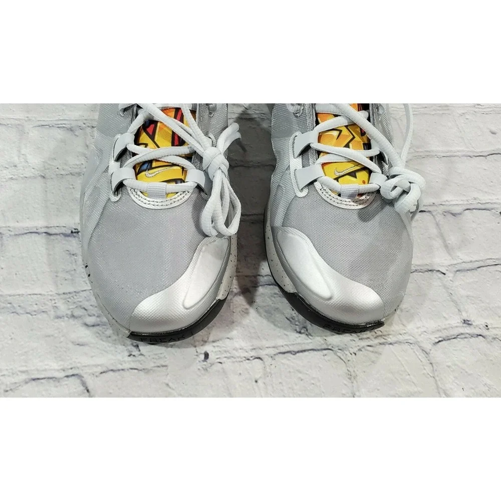 Nike Zoom Freak 1 Basketball Shoes KIDS 7Y Grey Graffiti BQ5633-005 Sneakers